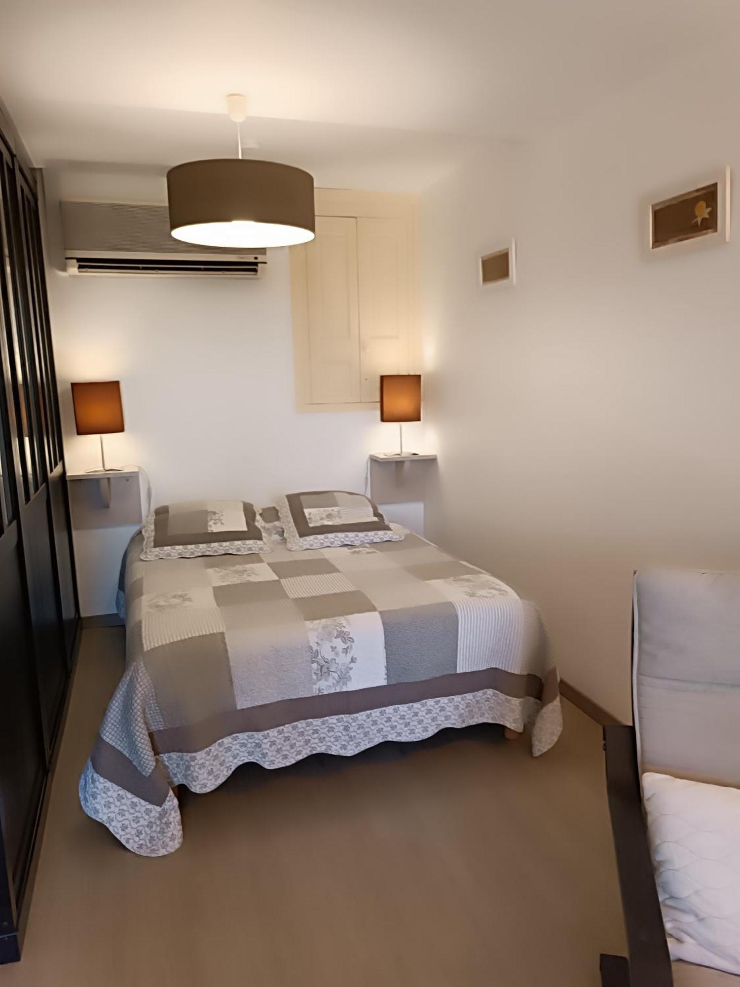 Bed and Breakfast Mas Auroma Murs  Exterior foto